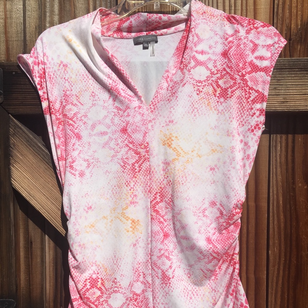 Vince Camuto Top
